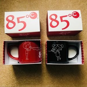 2 x New mugs black red 14oz